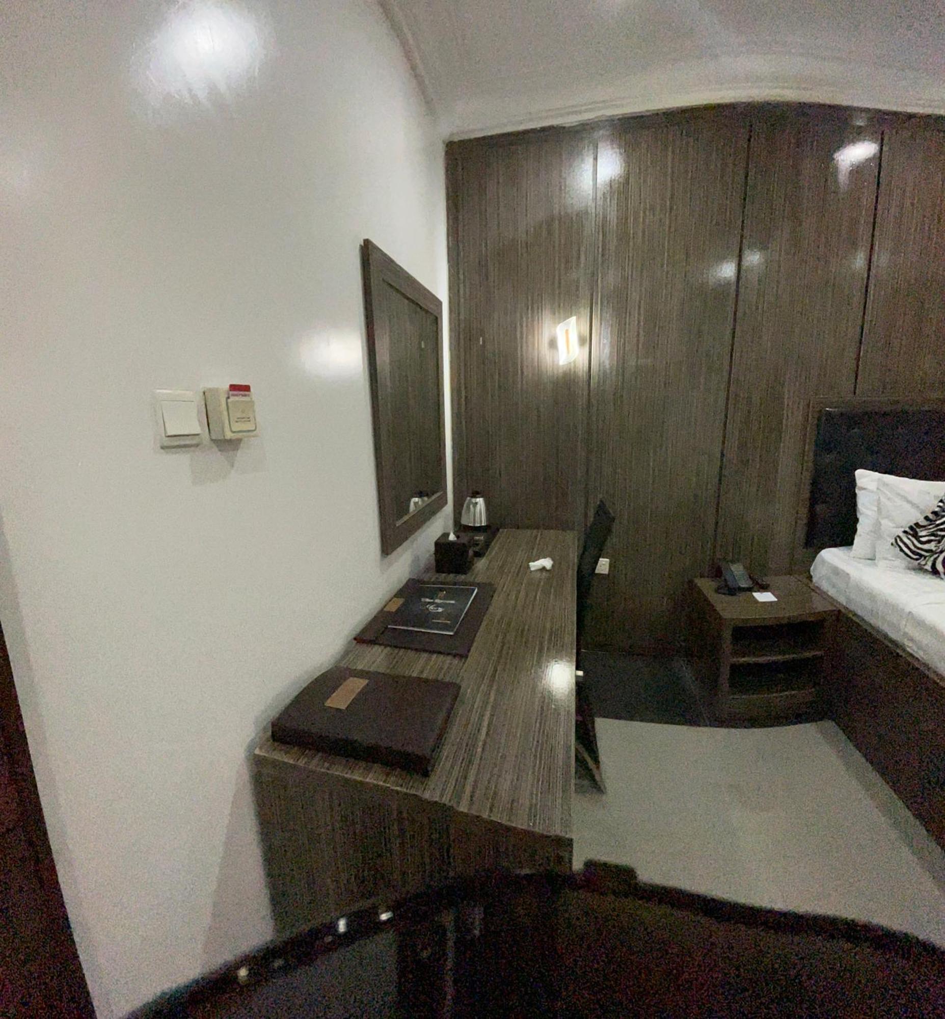 Aa Hotel And Suites 아부자 외부 사진