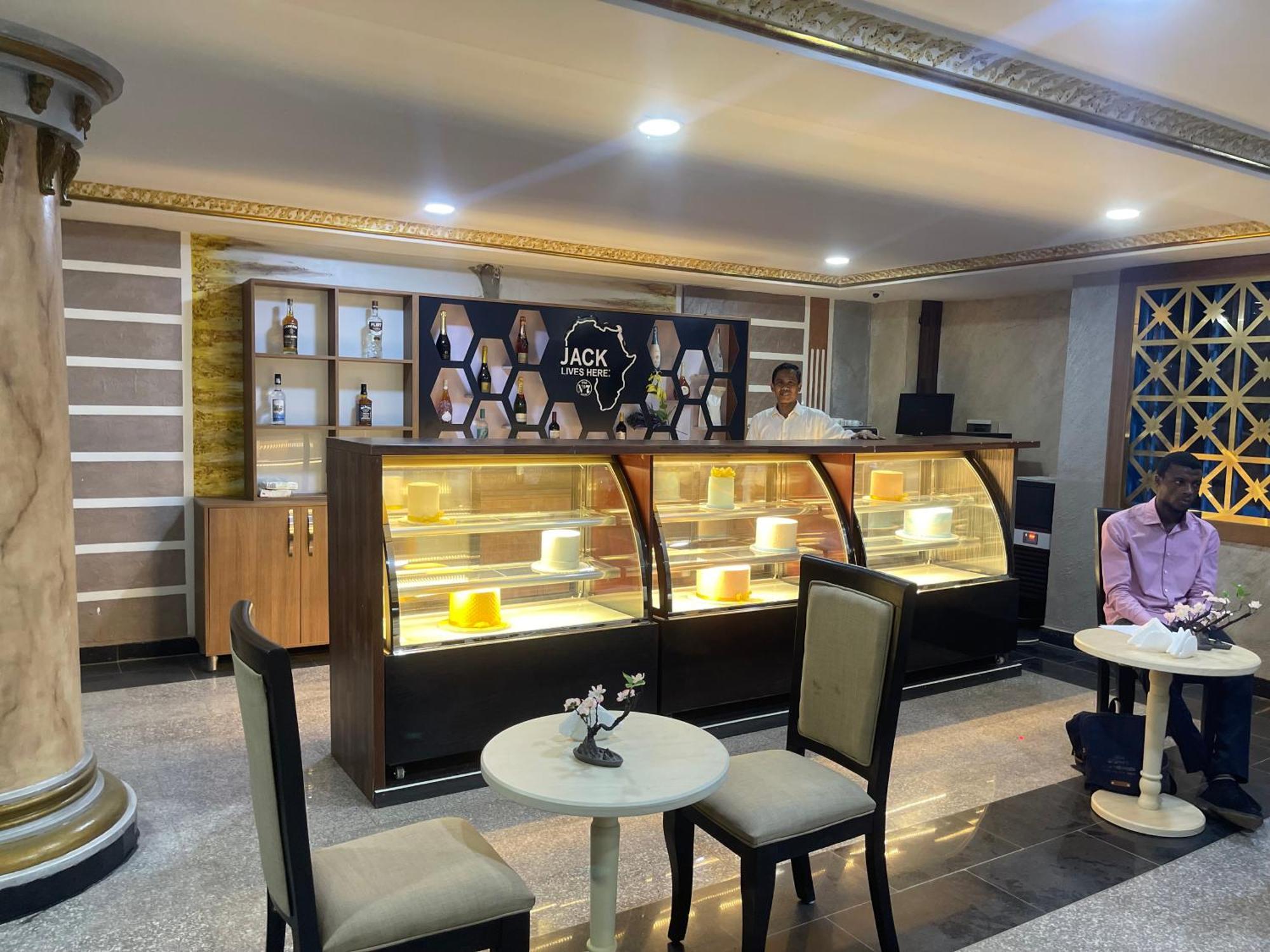 Aa Hotel And Suites 아부자 외부 사진